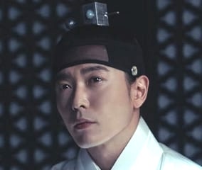 キム・ジェウク