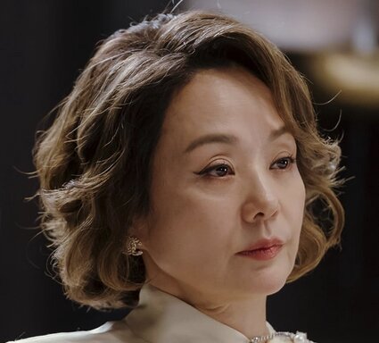 ペ・ジョンオク