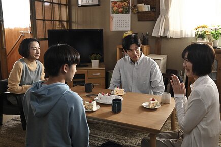 リブート最終回 陸、夏海、拓海、良子の4人でハヤセショートを食べるラストシーン