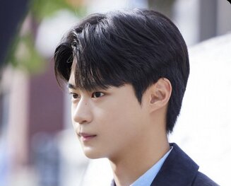 ヒョン・ウソク